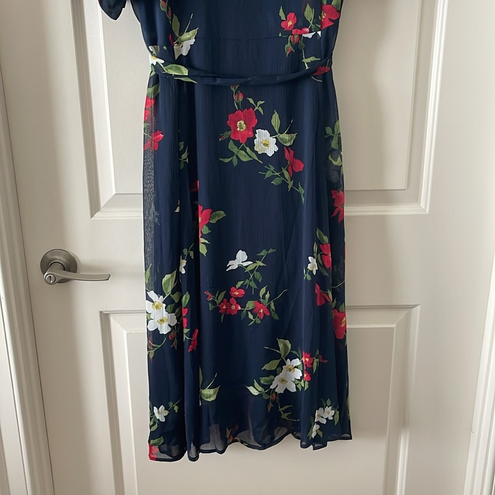 Calvin Klein Floral Shirt Dress - Picture 8 of 16